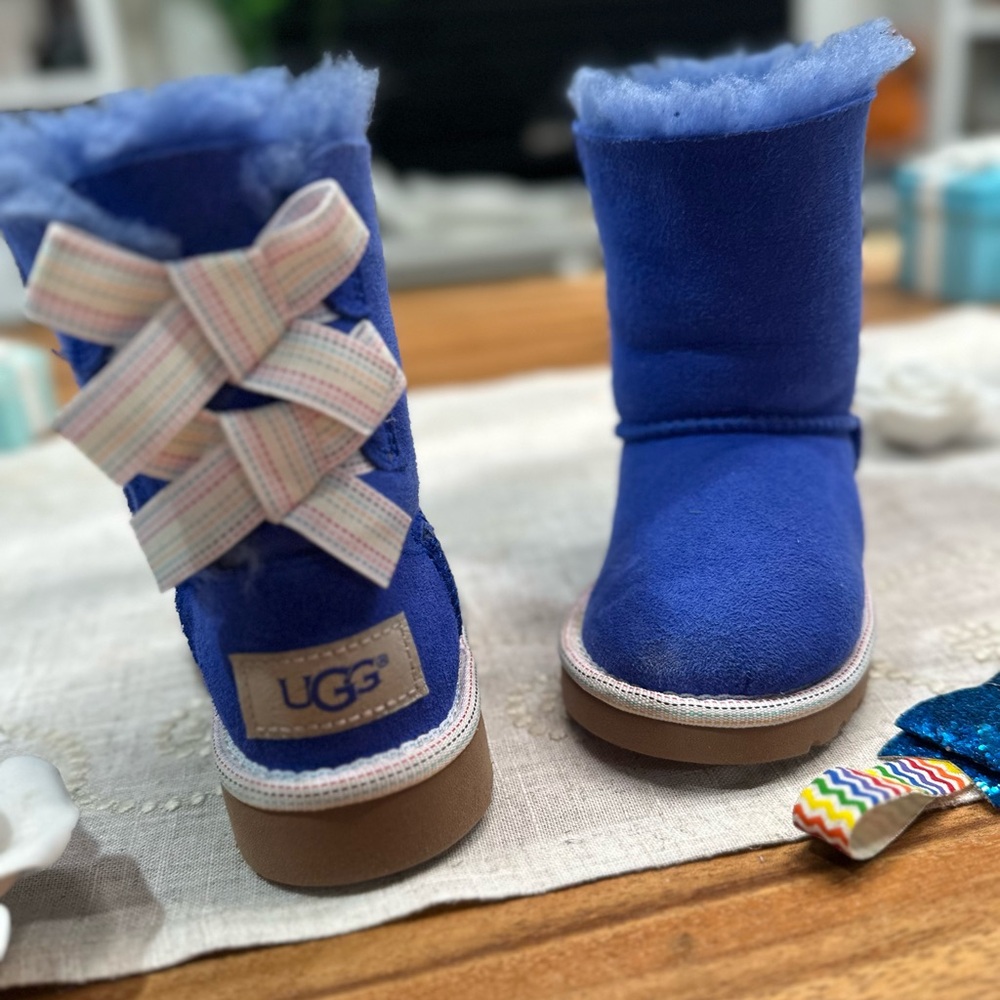 UGGS BAILEY BOW BLUE GIRLS TODDLER SZ 6 BRAND NEW 100% AUTHENTIC NO BOX - Picture 6 of 12